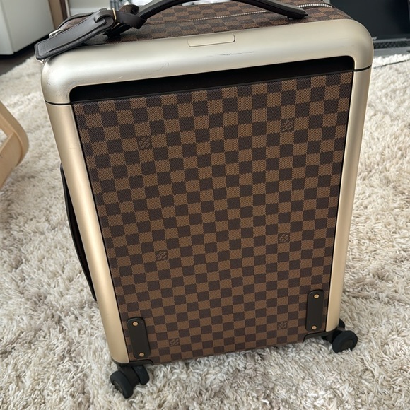Beautiful Louis Vuitton Damier carryon suit case - Picture 4 of 13